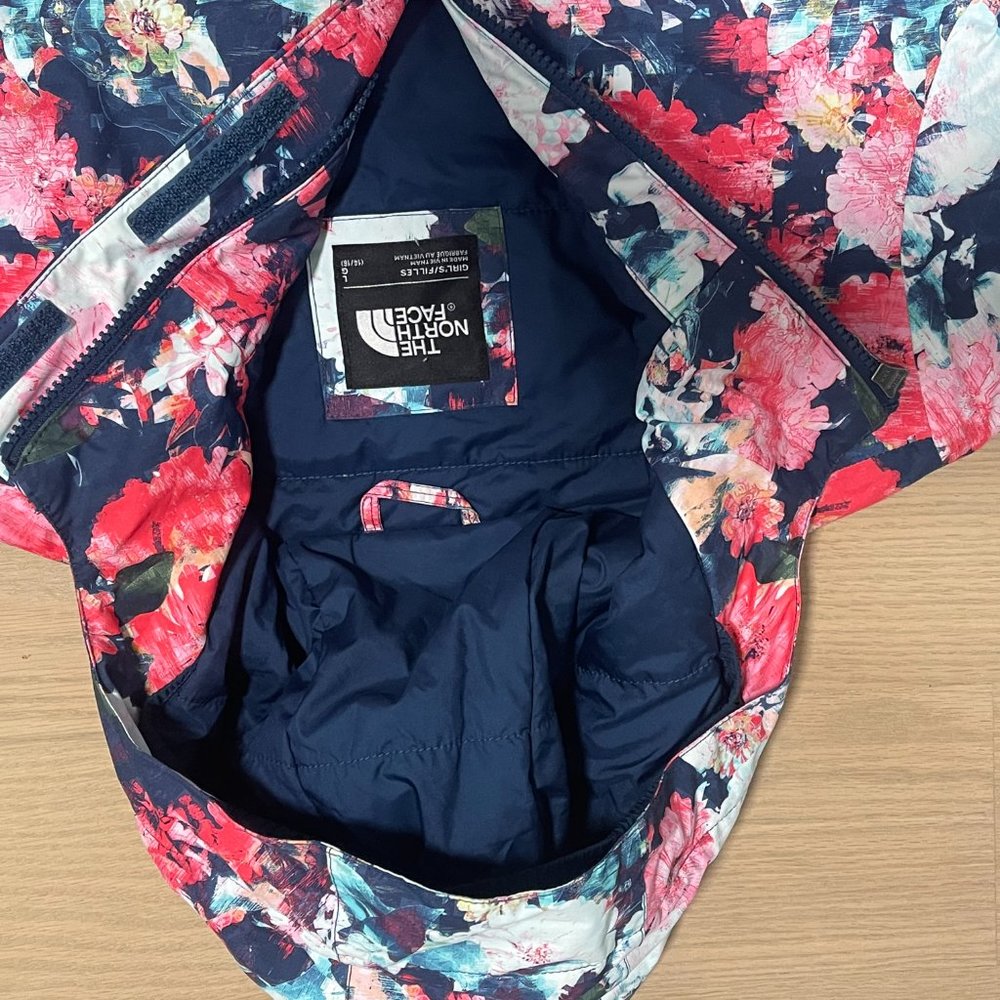 GirlsJackets - Picture 3 of 5